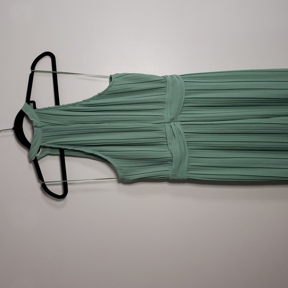 Zara Green Halter Jumpsuit with Flowing Wide-Leg Design Medium - Picture 16 of 16